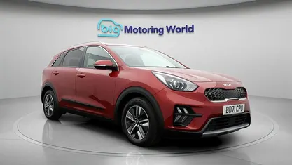 Used Kia Niro 141 HP (103 kW) 2022 Red SUV