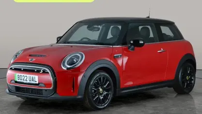 Second-hand Mini Cooper Level 3 135 kW (184 CP) 2023 Hatchback