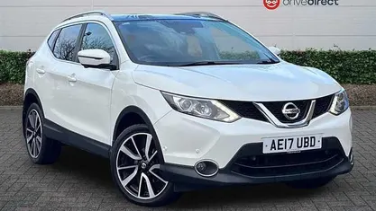 Used 2017 Nissan Qashqai Tekna SUV | £7,750 (Fair price)