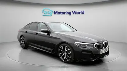 Begagnad BMW 520 M Sport 190 HK (139 kW) 2022 Svart Sedan