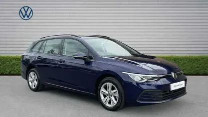 Used VW Golf VIII Life 110 HP (80 kW) 2023 Estate
