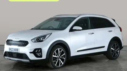 Używany Kia Niro 141 KM (103 kW) 2022 Biały SUV