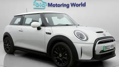 Used Mini Cooper Level 2 135 kW (184 HP) 2023 Hatchback