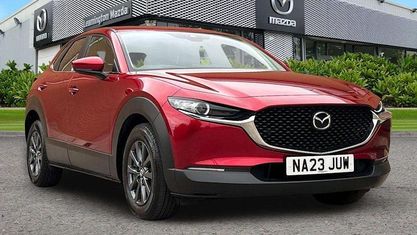 Gebraucht Mazda CX-30 122 PS (89 kW) 2023 Rot SUV