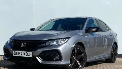 Used Honda Civic EX 129 HP (94 kW) 2017 Silver Hatchback
