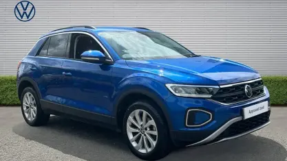Used VW T-Roc Match 116 HP (85 kW) 2024 Blue SUV