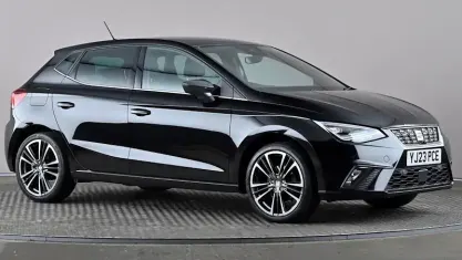 Usado Seat Ibiza XCELLENCE Lux 110 HP (80 kW) 2023 Preto Citadino