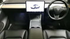 White Used 2023 Tesla Model Y Long Range SUV | £31,341 (Fair price)