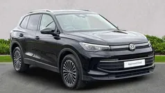 Black Used 2024 VW Tiguan Match SUV | £33,098 (Fair price)