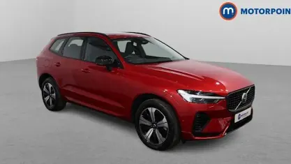 Usado Volvo XC60 Plus 349 HP (256 kW) 2023 Vermelho SUV