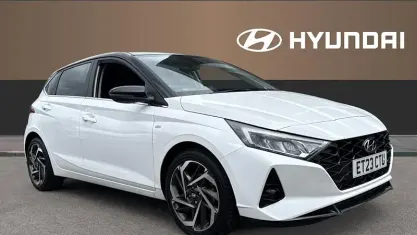 Used Hyundai i20 Ultimate 101 HP (74 kW) 2023 White Hatchback