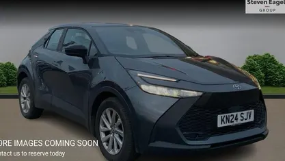 Used Toyota C-HR 140 HP (102 kW) 2026 SUV