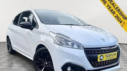 White Used 2017 Peugeot 208 Hatchback | £4,695 (Fair price)