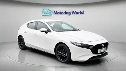 Usado Mazda 3 Center-Line 122 CV (89 kW) 2023 Blanco Utilitario