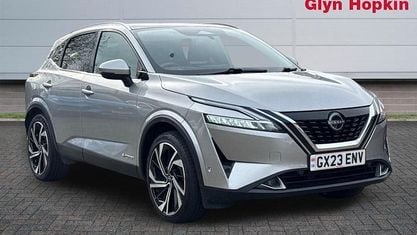 Käytetty Nissan Qashqai Tekna+ 190 HP (139 kW) 2023 Hopea Katumaasturi
