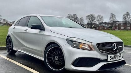 Begagnad Mercedes A180 AMG line 122 HK (89 kW) 2018 Silver Halvkombi