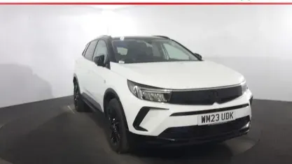 Used Vauxhall Grandland X 131 HP (96 kW) 2023 White SUV