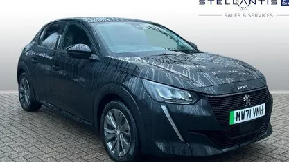 Used 2022 Peugeot e-208 Allure Premium Hatchback | £11,382 (Fair price)