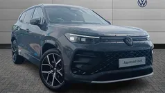 Grey Used 2025 VW Tayron R-line SUV | £38,995 (Fair price)