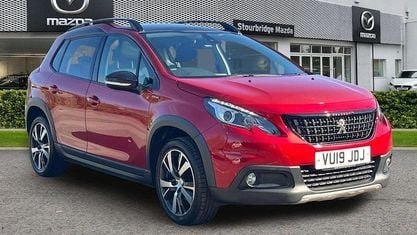 Używany Peugeot 2008 GT-line 131 KM (96 kW) 2019 Czerwony SUV