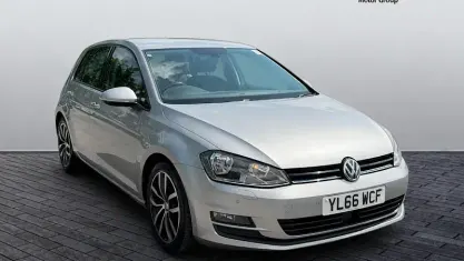 Used VW Golf VII Edition 125 HP (91 kW) 2016 Silver Hatchback
