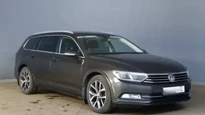 Used VW Passat Business 150 HP (110 kW) 2018 Grey Estate