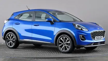Käytetty Ford Puma Titanium 125 HP (91 kW) 2023 Sininen Katumaasturi
