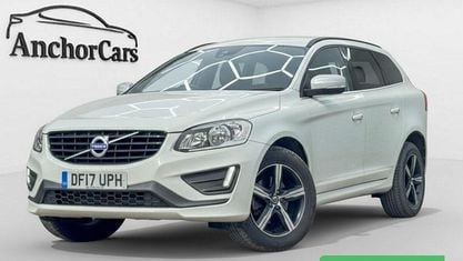 Begagnad Volvo XC60 R-Design 190 HK (139 kW) 2017 Vit SUV