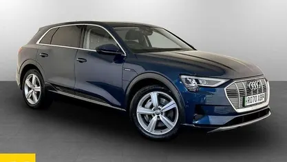Used 2022 Audi e-tron Design SUV | £14,795 (Super price)