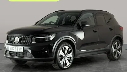 Begagnad Volvo XC40 Ultimate 262 HK (192 kW) 2023 Svart SUV
