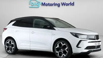 Used Vauxhall Grandland X Ultimate 131 HP (96 kW) 2023 White SUV