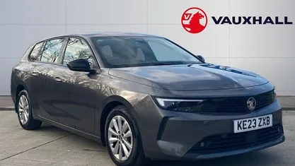 Used Vauxhall Astra Design Edition 131 HP (96 kW) 2025 Estate