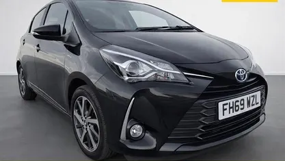 Used Toyota Yaris Hybrid 101 HP (74 kW) 2020 Hatchback