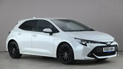 Używany Toyota Corolla Design 122 KM (89 kW) 2022 Hatchback