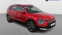 Red Used 2023 Kia Niro 3 SUV | £20,999 (Fair price)