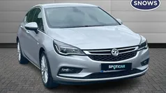Grey Used 2017 Vauxhall Astra Elite Hatchback | £7,916 (Fair price)