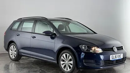 Used VW Golf VII SE 125 HP (91 kW) 2016 Blue Estate