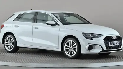 Used Audi A3 Sportback e-tron Sport 204 HP (150 kW) 2023 White Hatchback