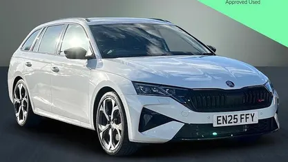 Used 2025 Skoda Octavia vRS Estate | £31,790 (Fair price)