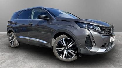 Used Peugeot 5008 Premium 131 HP (96 kW) 2022 SUV