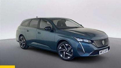 Używany Peugeot 308 SW Allure Premium 131 KM (96 kW) 2023 Niebieski Kombi