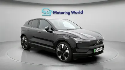 Usado Volvo EX30 Performance 314 kW (428 CV) 2024 Negro SUV