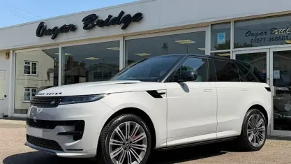 Używany Land Rover Range Rover Sport SE Dynamic 300 KM (220 kW) 2026 SUV