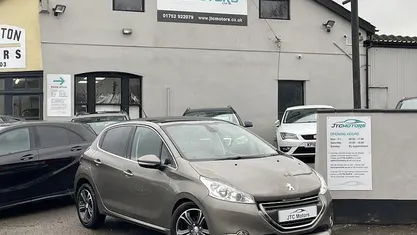 Used 2013 Peugeot 208 Hatchback | £4,995 (Fair price)