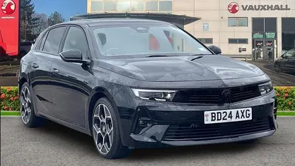 Used Vauxhall Astra Ultimate 131 HP (96 kW) 2024 Black Hatchback