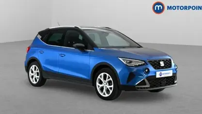 Used Seat Arona FR 110 HP (80 kW) 2023 Blue SUV