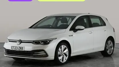 Used VW Golf VIII Style 150 HP (110 kW) 2023 White Hatchback