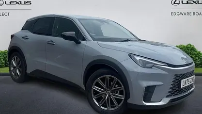 Used 2025 Lexus LBX SUV | £33,333 (Fair price)