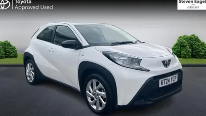 Used Toyota Aygo X PURE 72 HP (52 kW) 2025 SUV