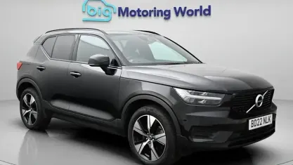 Used Volvo XC40 Plus 211 HP (155 kW) 2021 Black SUV